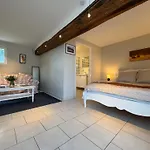 Bed & Breakfast Les Peupliers Loire 3*