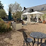 Les Peupliers Loire Bed & Breakfast